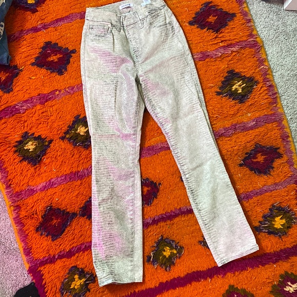 Good American snake print jeans fits like 25 - Picture 2 of 6